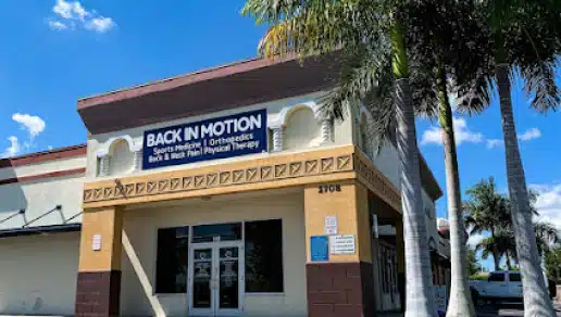 Outside image of our cape coral physical therapy clinic